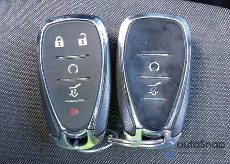 2019 Chevrolet Equinox Lt z USA, uszkodzony, nr VIN 2GNAXKEV2K6302701